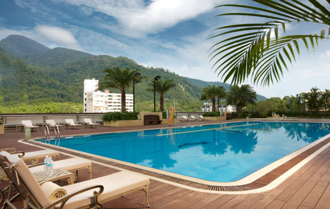 泳佳游泳池水處理設(shè)備 _新開的游泳池必備的藥劑和設(shè)備